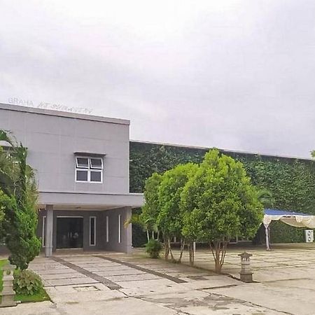 Hotel Graha HT Sumantri RedPartner Tasikmalaya Exterior foto